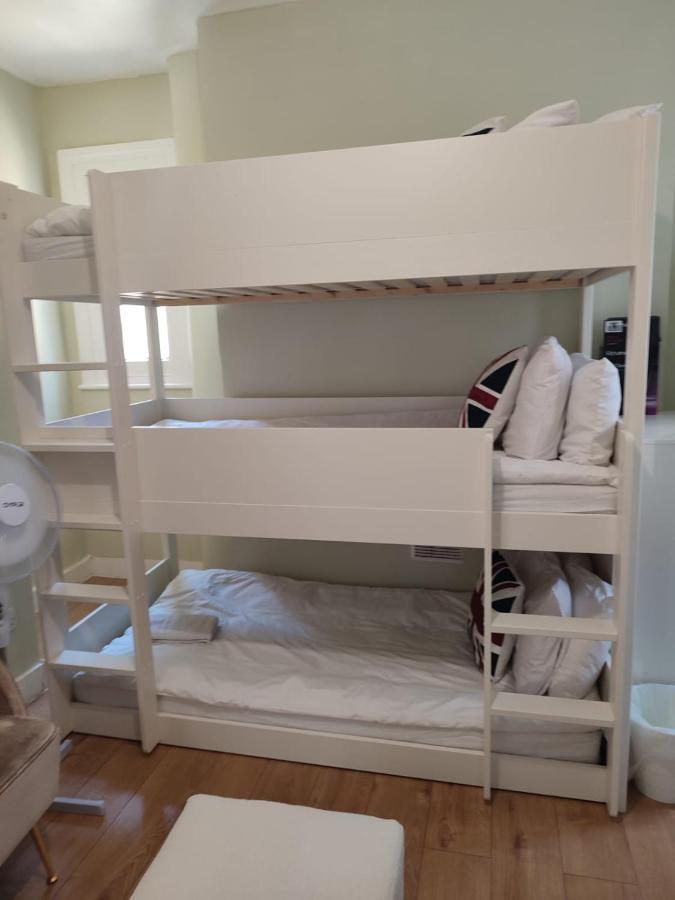 Room At 264 Londra Exterior foto
